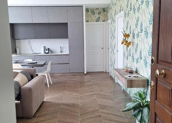 Alocasia Luxury Stay